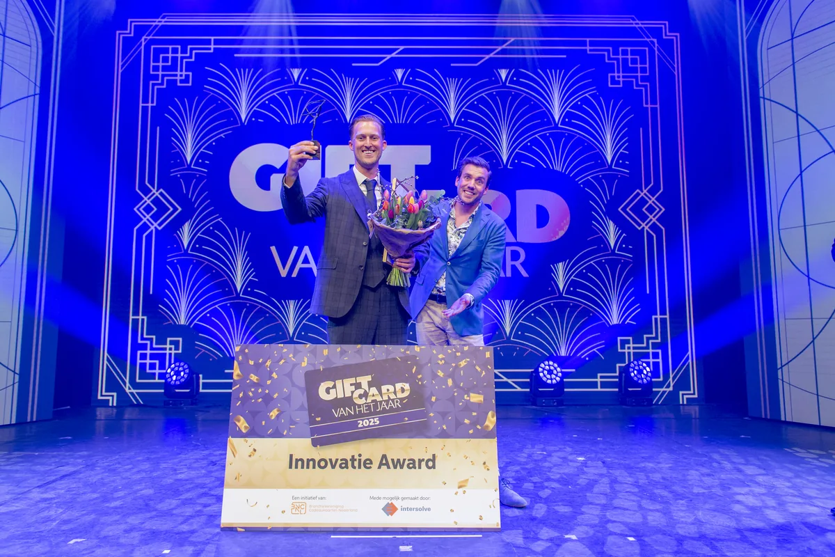 Rowdy Baltus (left), founder of Festival Cadeaukaart, at the award ceremony